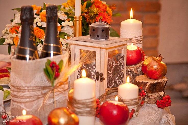 Гранат в декоре свадьбы в стиле рустик